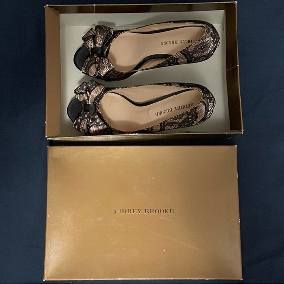 Audrey Brooke heels - Picture 2 of 6